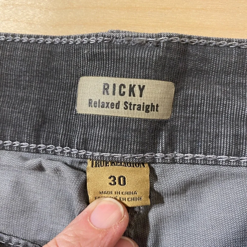 True Religion Ricky Relaxed Straight Corduroy Shorts Size 30 (LQ)